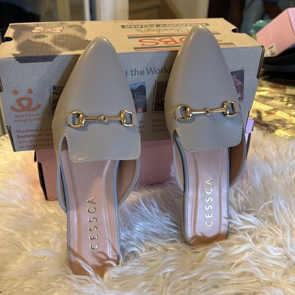 TRIANGLES TOE MULE SIZE 6 NEW NEVER WORN - Picture 3 of 3